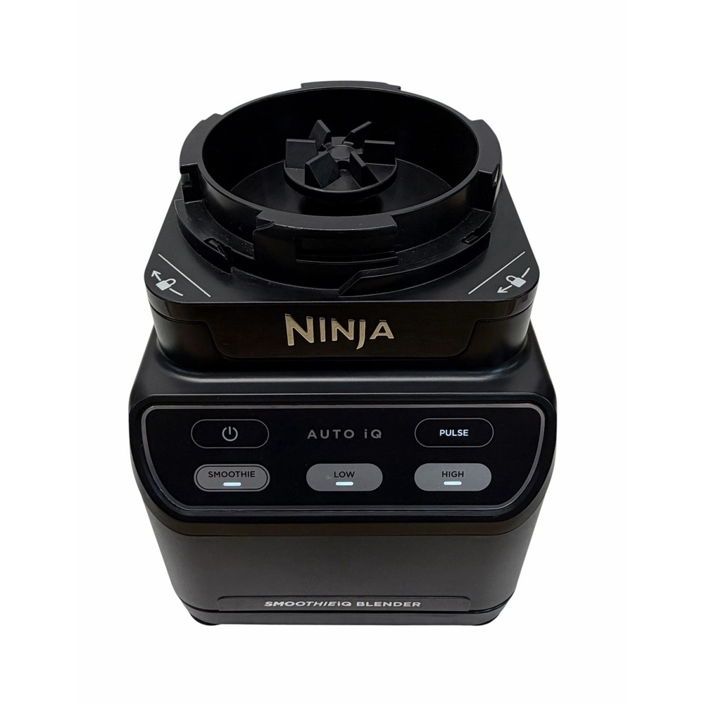 Ninja SMOOTHIEiQ  1400 Peak Watts Blender Motor Only Blender - Excellent Cond